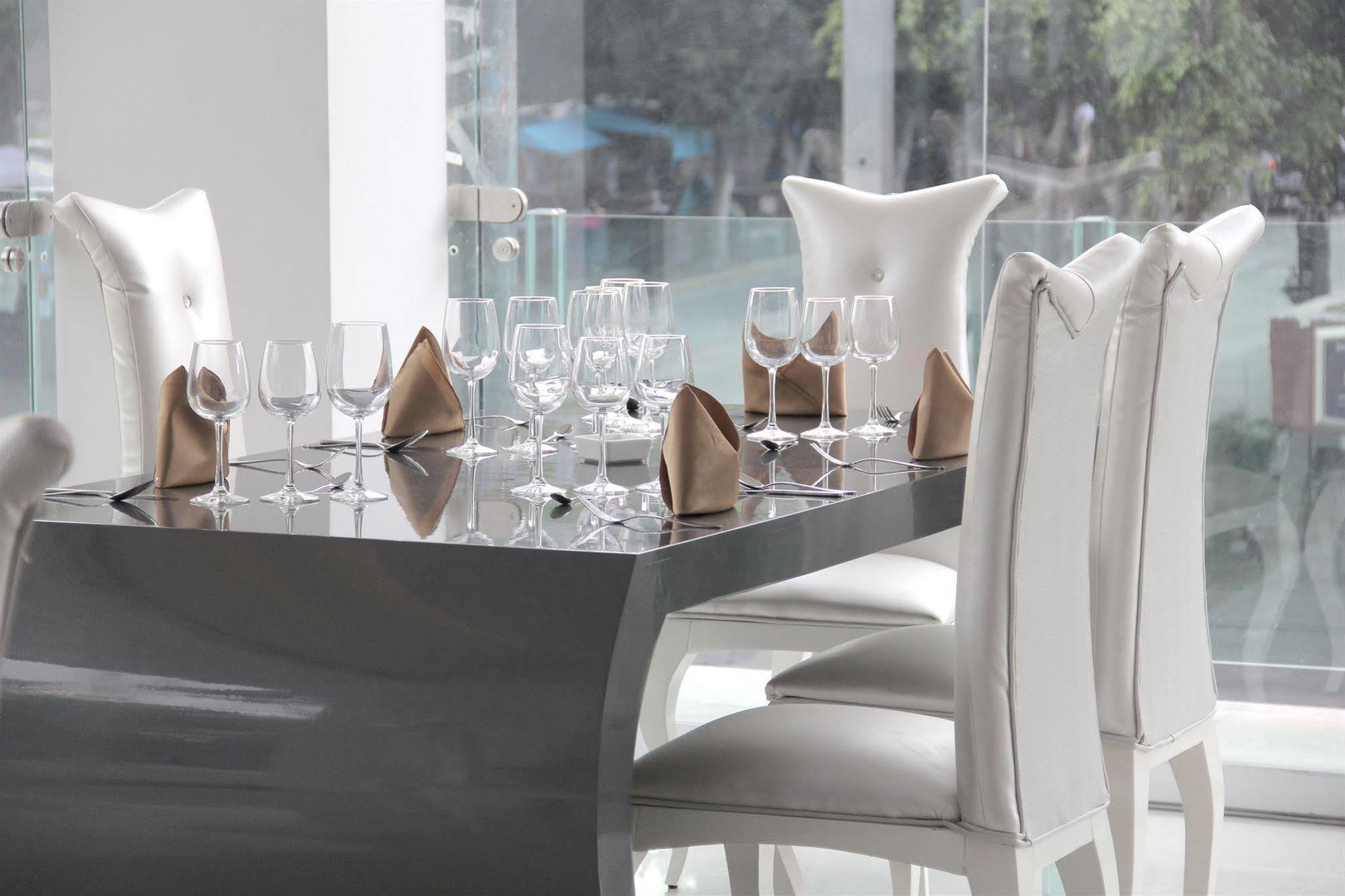 Hotel Vista Hermosa Γκουανταλαχάρα Εξωτερικό φωτογραφία